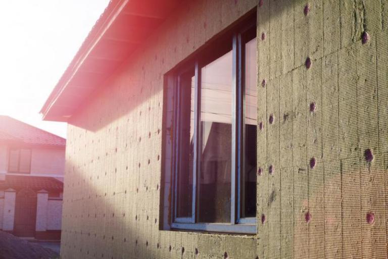 Comment réussir l'isolation extérieure de votre maison à SUNDHOUSE ?